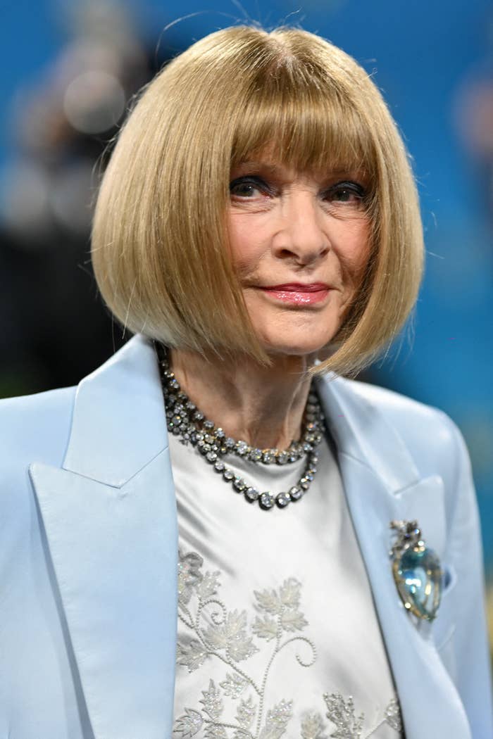 anna wintour blonde bob blue blazer.jpg