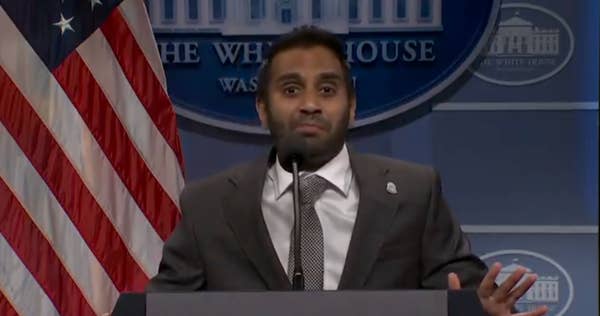 aziz ansari white house briefing room close up.jpg