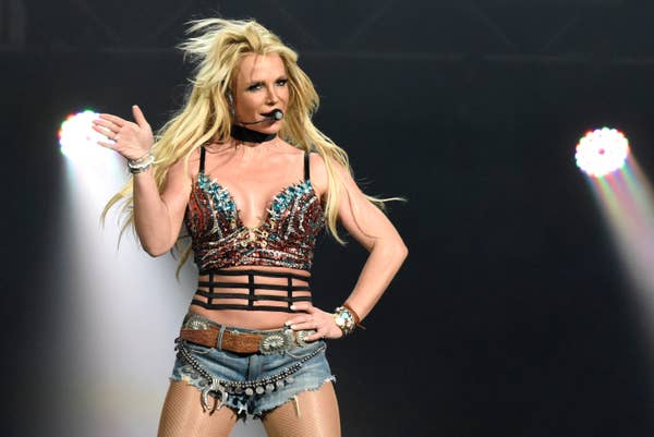 britney spears performing live on stage