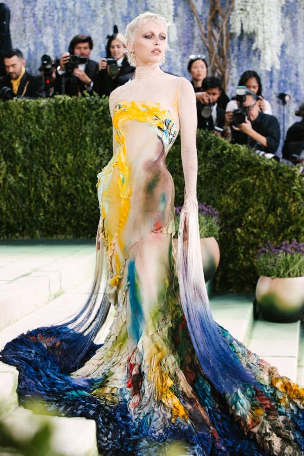 emma chamberlain met gala jean paul gaultier gown