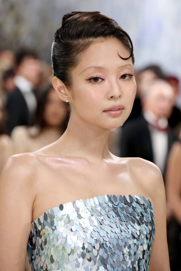 jennie kim blue sequined minidress met gala
