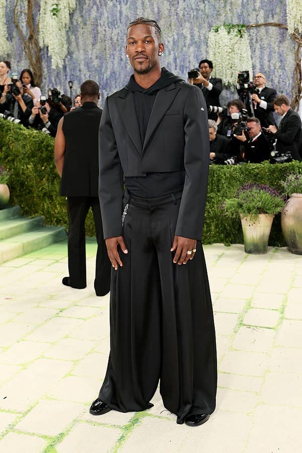jimmy butler black cropped suit met gala