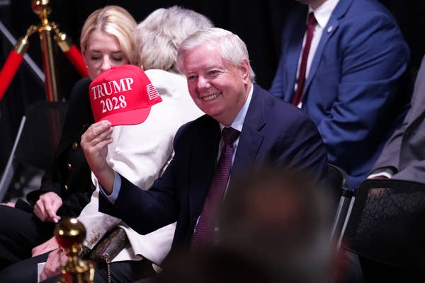 lindsey graham trump 2028 red hat