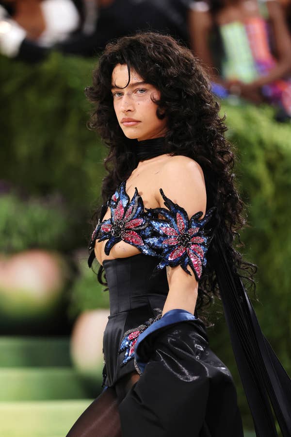 model black floral corset met gala