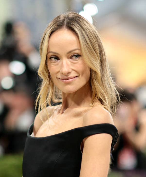 olivia wilde black evening gown met gala