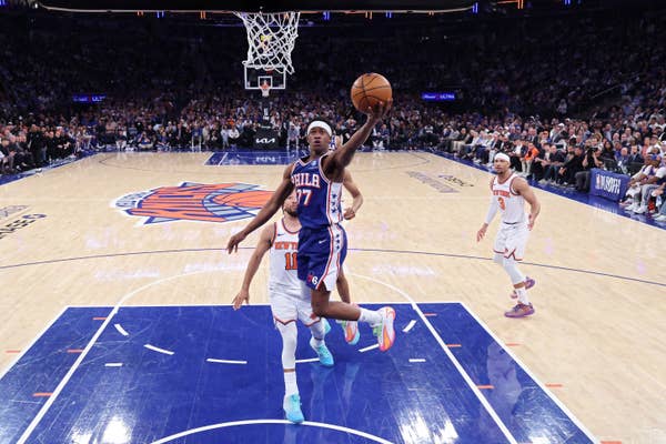 philadelphia 76ers basketball player layup knicks game