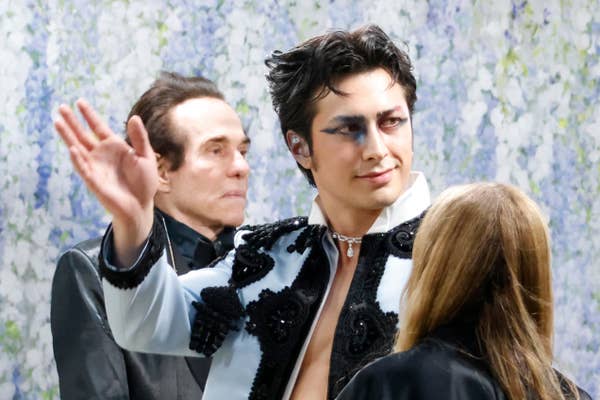 reece feldman met gala makeup and jewelry detail