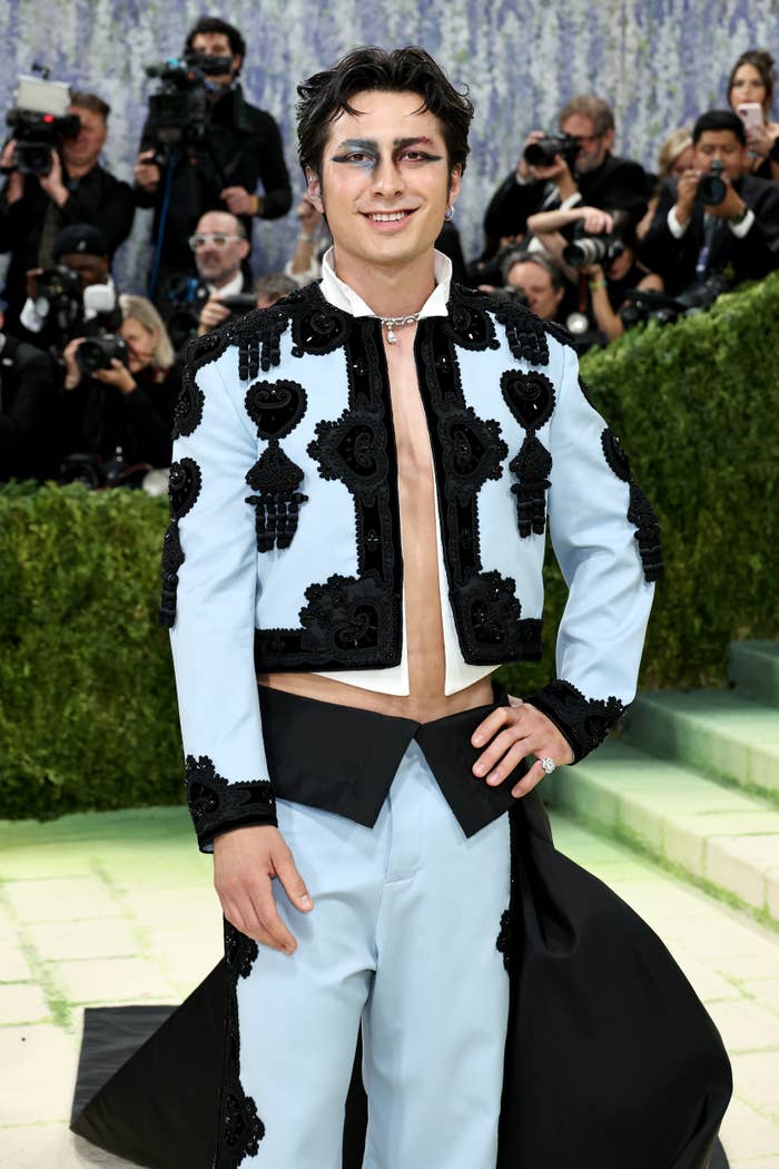 reece feldman met gala thom browne suit smiling